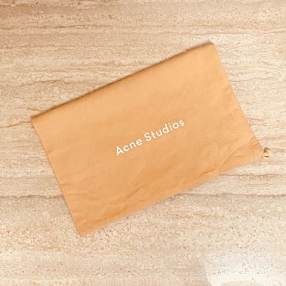 ACNE STUDIOS Women's 'Carla' Black Brogue Shoes - Picture 13 of 14